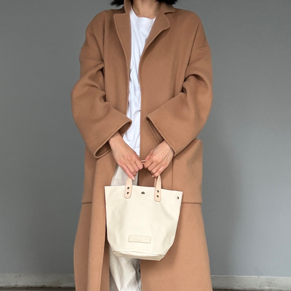 「軽くて拭ける拭ける」PVC加工（Round Bottom B）Ivory