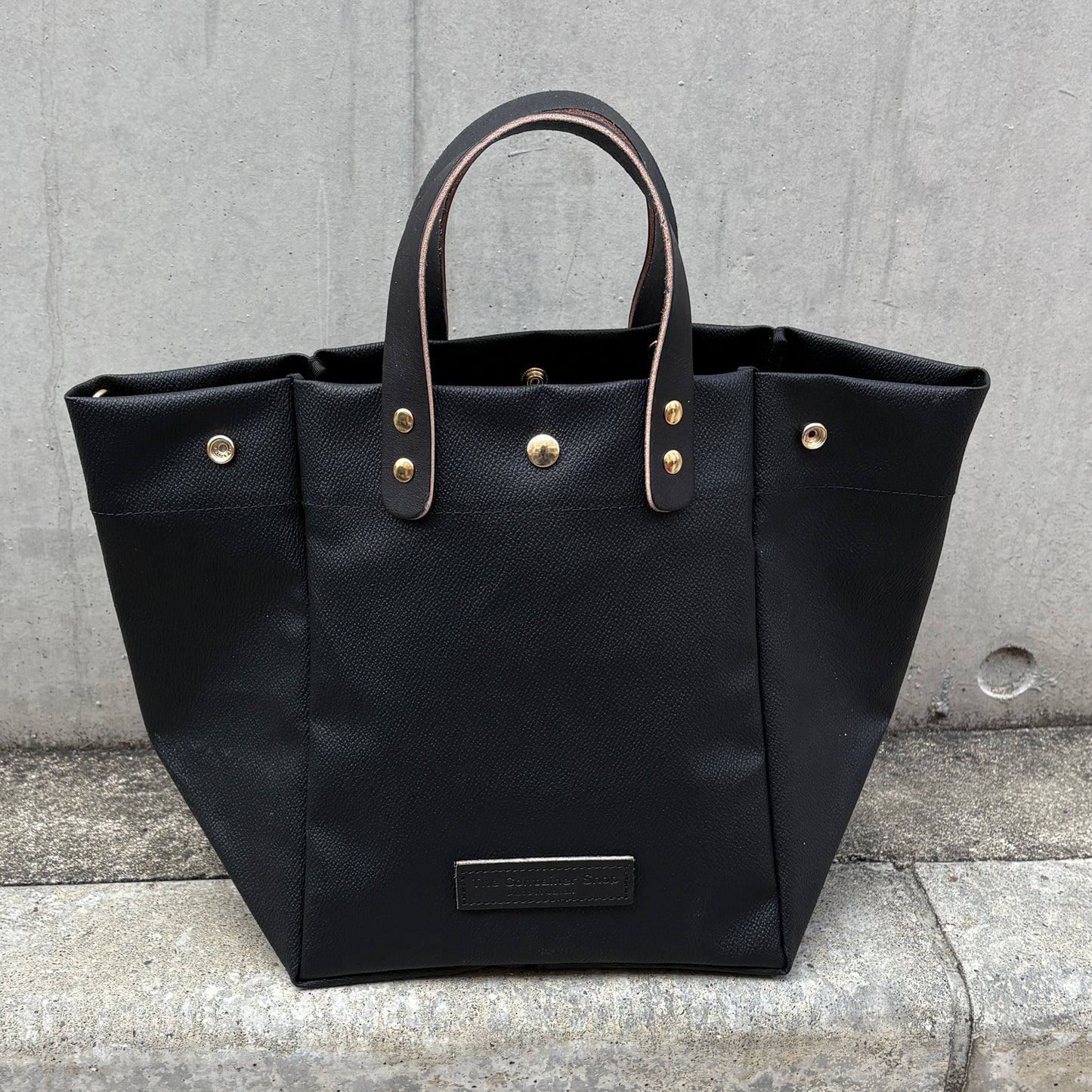 "Lightweight and wipeable" Coated PVC (SQ) BLACK