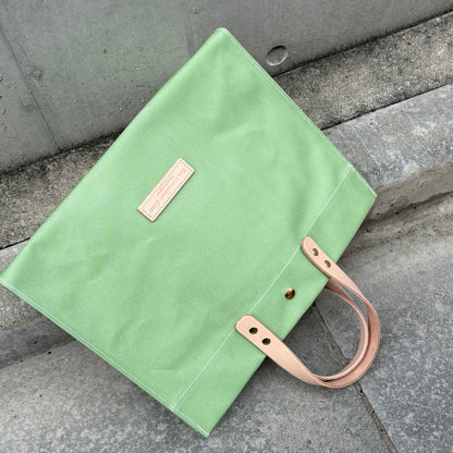 "Lightweight and wipeable" Coated PVC (Rectangle L) BLACK