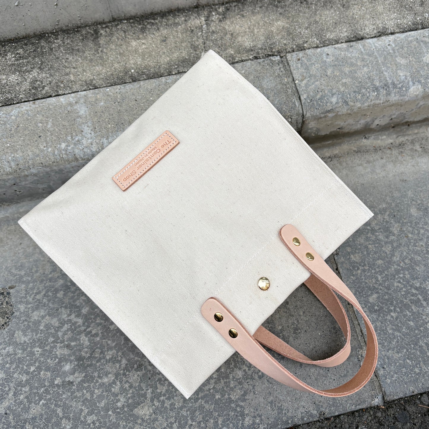 「軽くて拭ける」Coated PVC（レクタングルM） IVORY