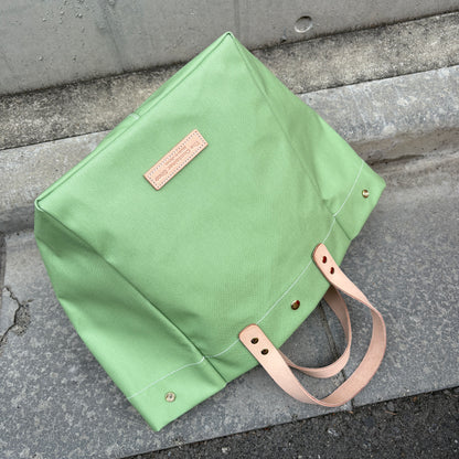 「軽くて拭ける」Coated PVC（SQL）PEAGREEN