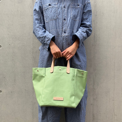 「軽くて拭ける」Coated PVC（SQL）PEAGREEN