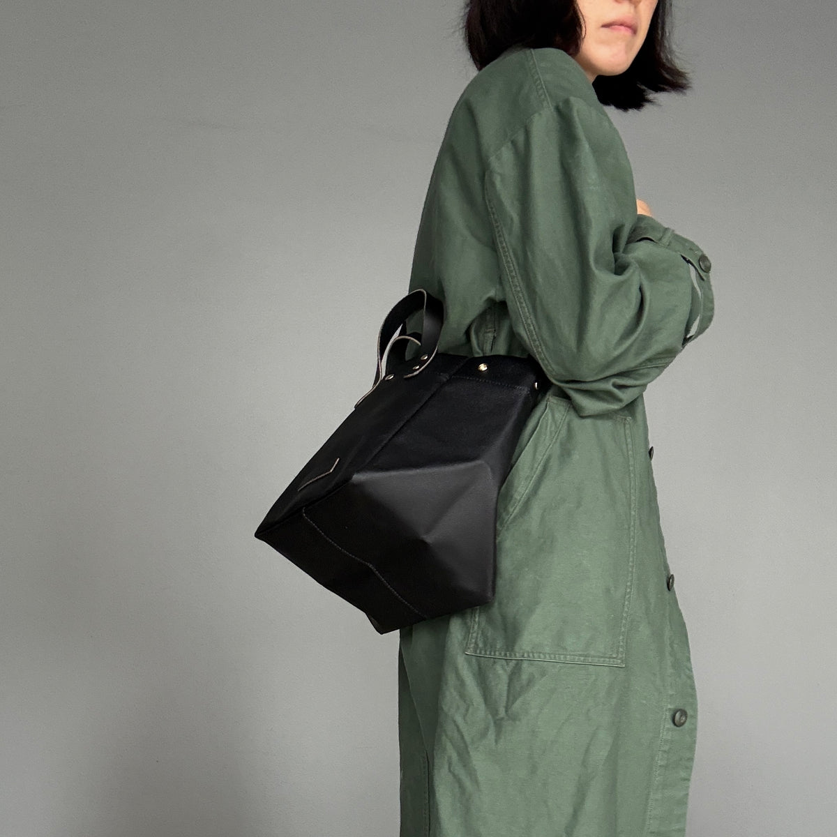 ＜数量限定＞「軽くて拭ける」Coated PVC（SQL）Black