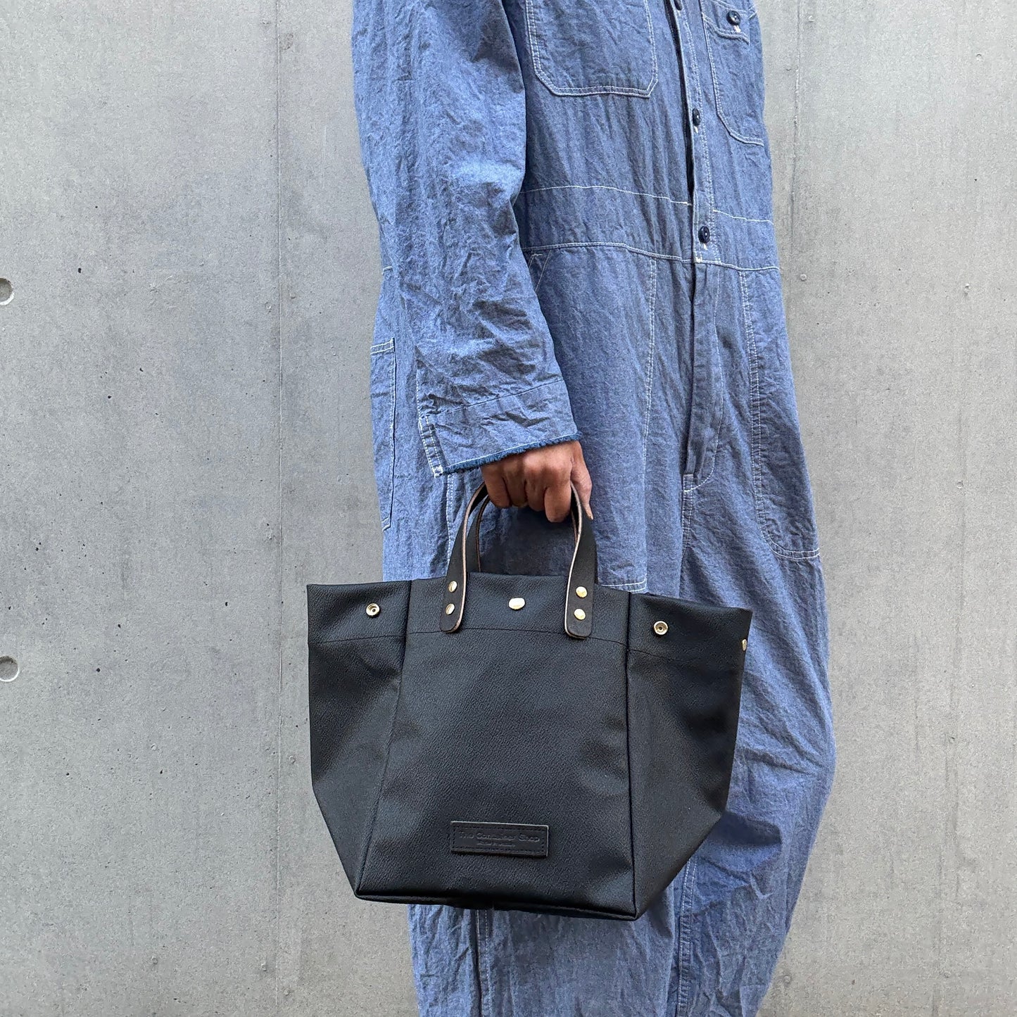 "Lightweight and wipeable" Coated PVC (SQ) BLACK