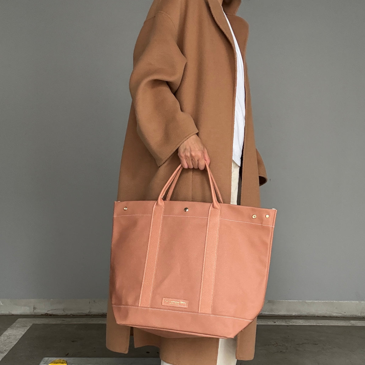 "Lightweight and Wipable" Coated PVC (TOTE L) Ivory - Main body only