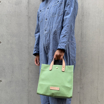 「軽くて拭ける」Coated PVC（レクタングルM） PEAGREEN