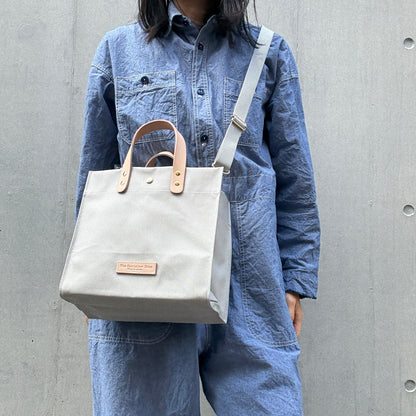 「軽くて拭ける」Coated PVC（レクタングルM） SILVER GREY