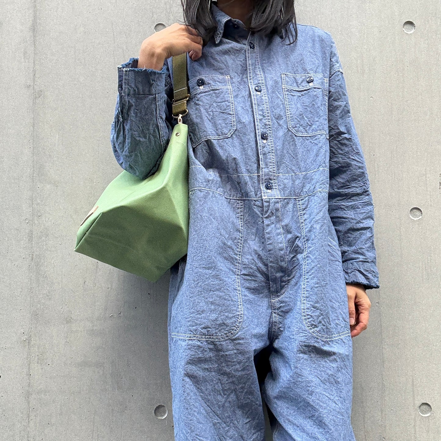 「軽くて拭ける」Coated PVC（SQL）PEAGREEN