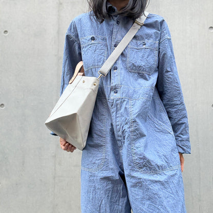 "Lightweight and easy to wipe" Coated PVC (SQ) SILVER GREY