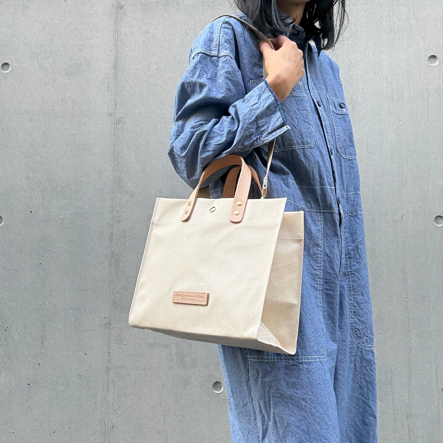 「軽くて拭ける」Coated PVC（レクタングルM） IVORY