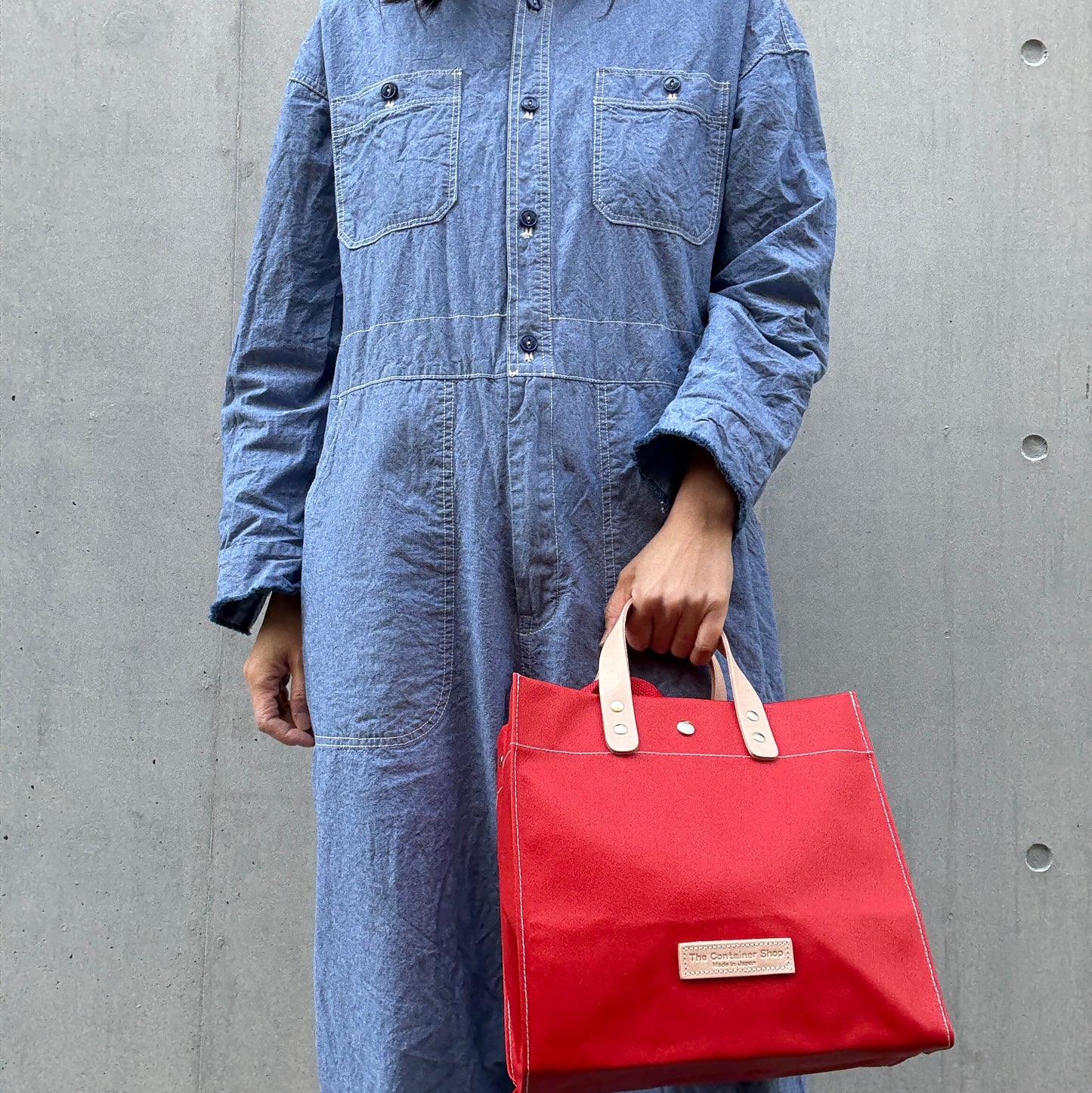 「軽くて拭ける」Coated PVC（レクタングルM） SCARLET