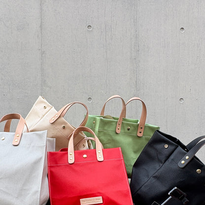 「軽くて拭ける」Coated PVC（SQL）PEAGREEN