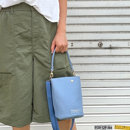 10月中旬発送🚚＜受注販売スタート＞Cow Leather（肩がけできるワンショルダー）WATER FALL