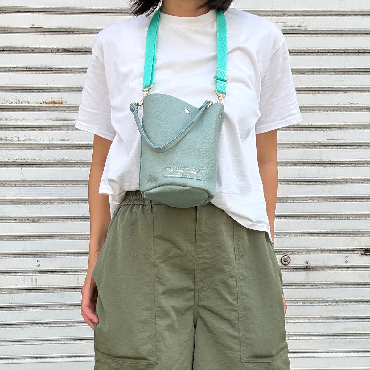 10月中旬発送🚚＜受注販売スタート＞Cow Leather（肩がけできるワンショルダー）MINT