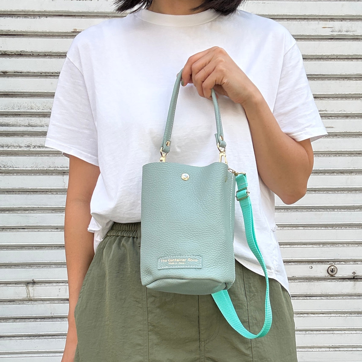 10月中旬発送🚚＜受注販売スタート＞Cow Leather（肩がけできるワンショルダー）MINT
