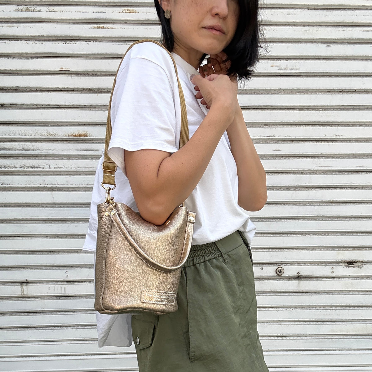 10月中旬発送🚚＜受注販売スタート＞Cow Leather（肩がけできるワンショルダー）METHERIC ORO