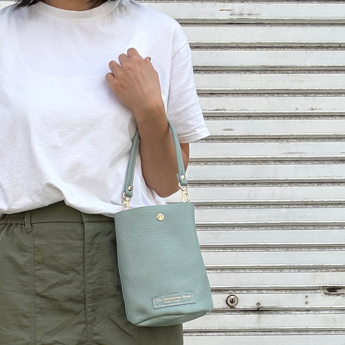 10月中旬発送🚚＜受注販売スタート＞Cow Leather（肩がけできるワンショルダー）MINT