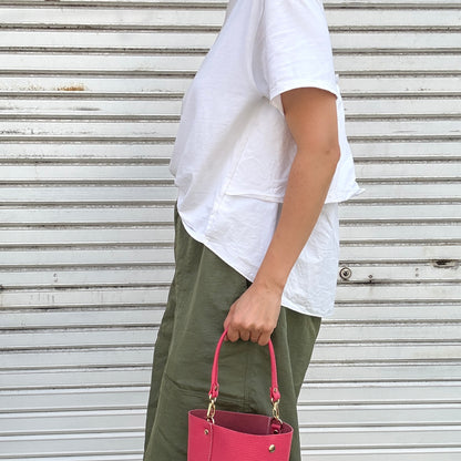 10月中旬発送🚚＜受注販売スタート＞Cow Leather（肩がけできるワンショルダー）ROSE