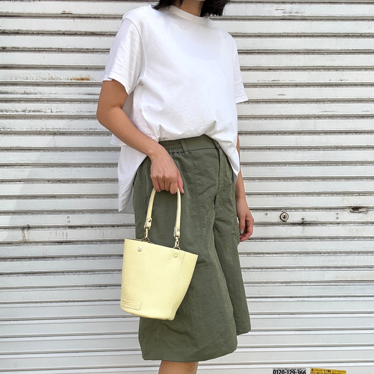 10月中旬発送🚚＜受注販売スタート＞Cow Leather（肩がけできるワンショルダー）CREAM YELLOW