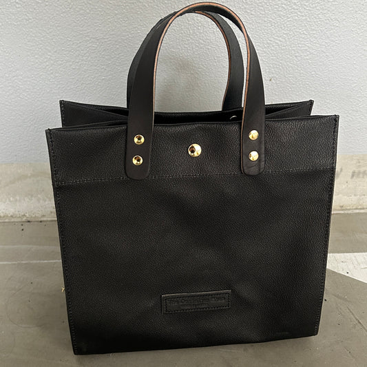 「軽くて拭ける」Coated PVC（レクタングルM） BLACK