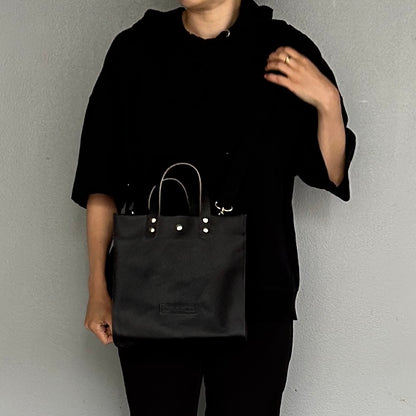 「軽くて拭ける」Coated PVC（レクタングルM） BLACK