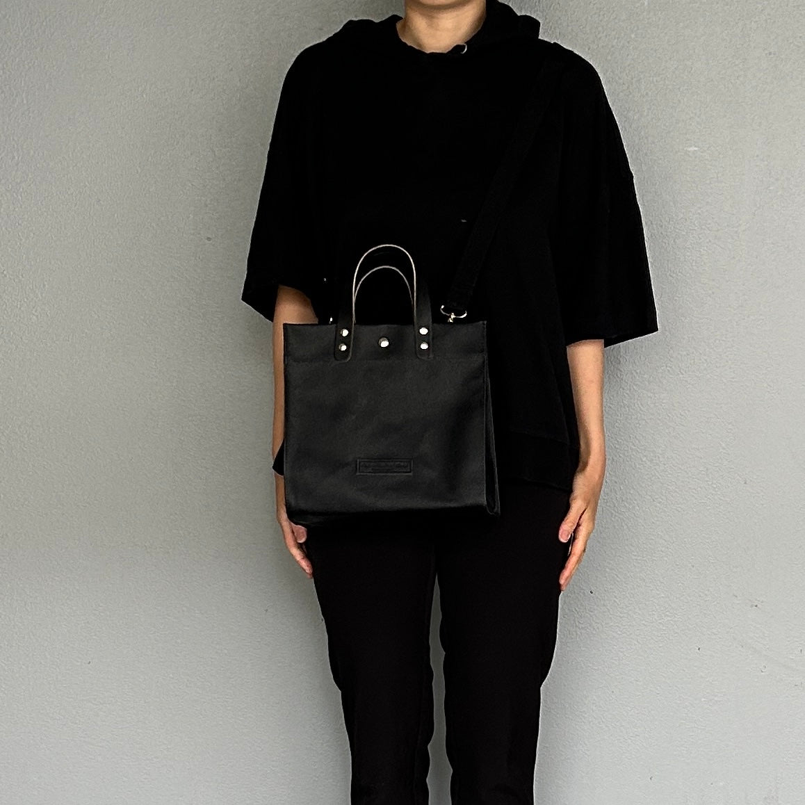 「軽くて拭ける」Coated PVC（レクタングルM） BLACK