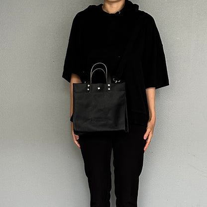 「軽くて拭ける」Coated PVC（レクタングルM） BLACK