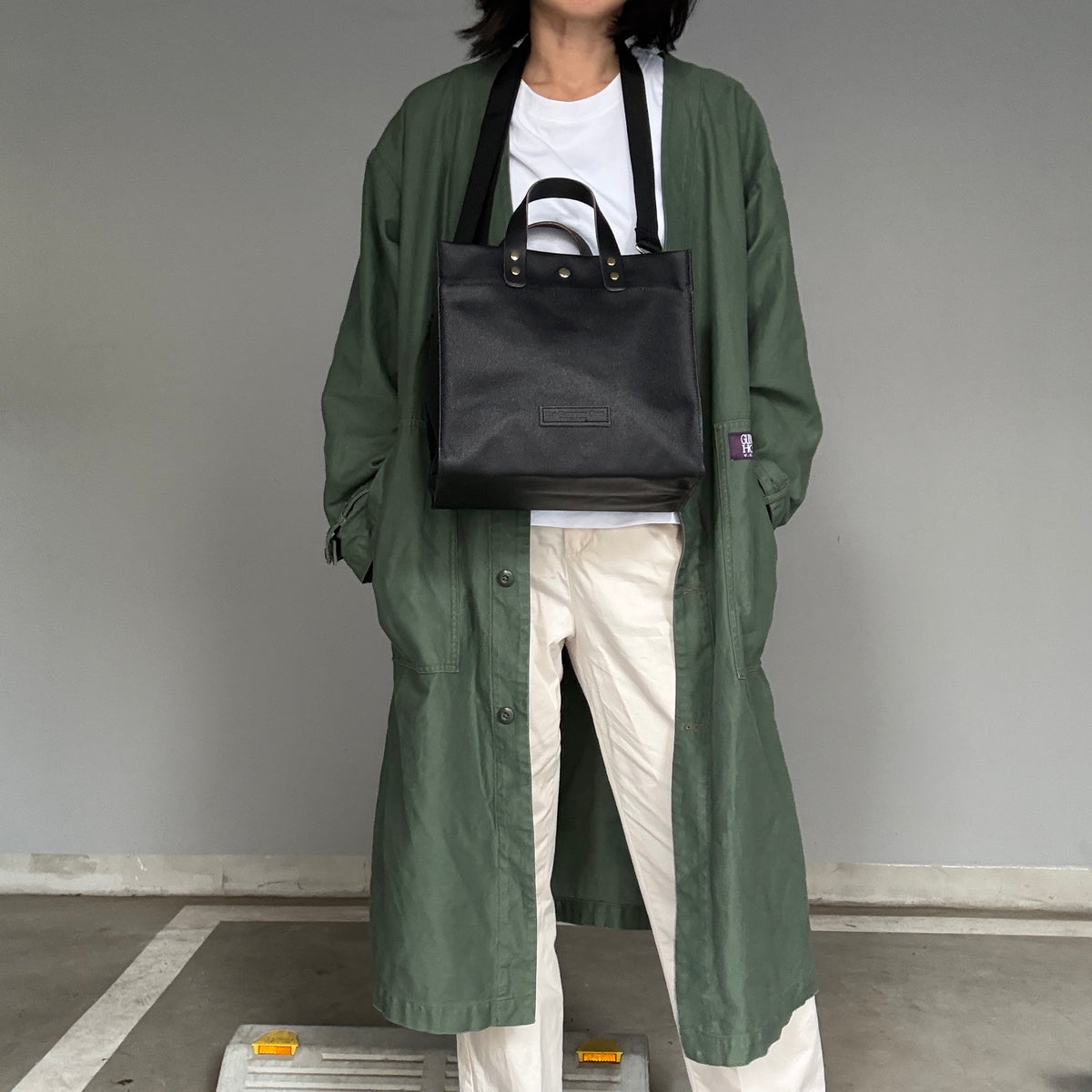 「軽くて拭ける」Coated PVC（レクタングルM） Black