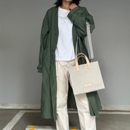 「軽くて拭ける」Coated PVC（レクタングルM）Silver Grey