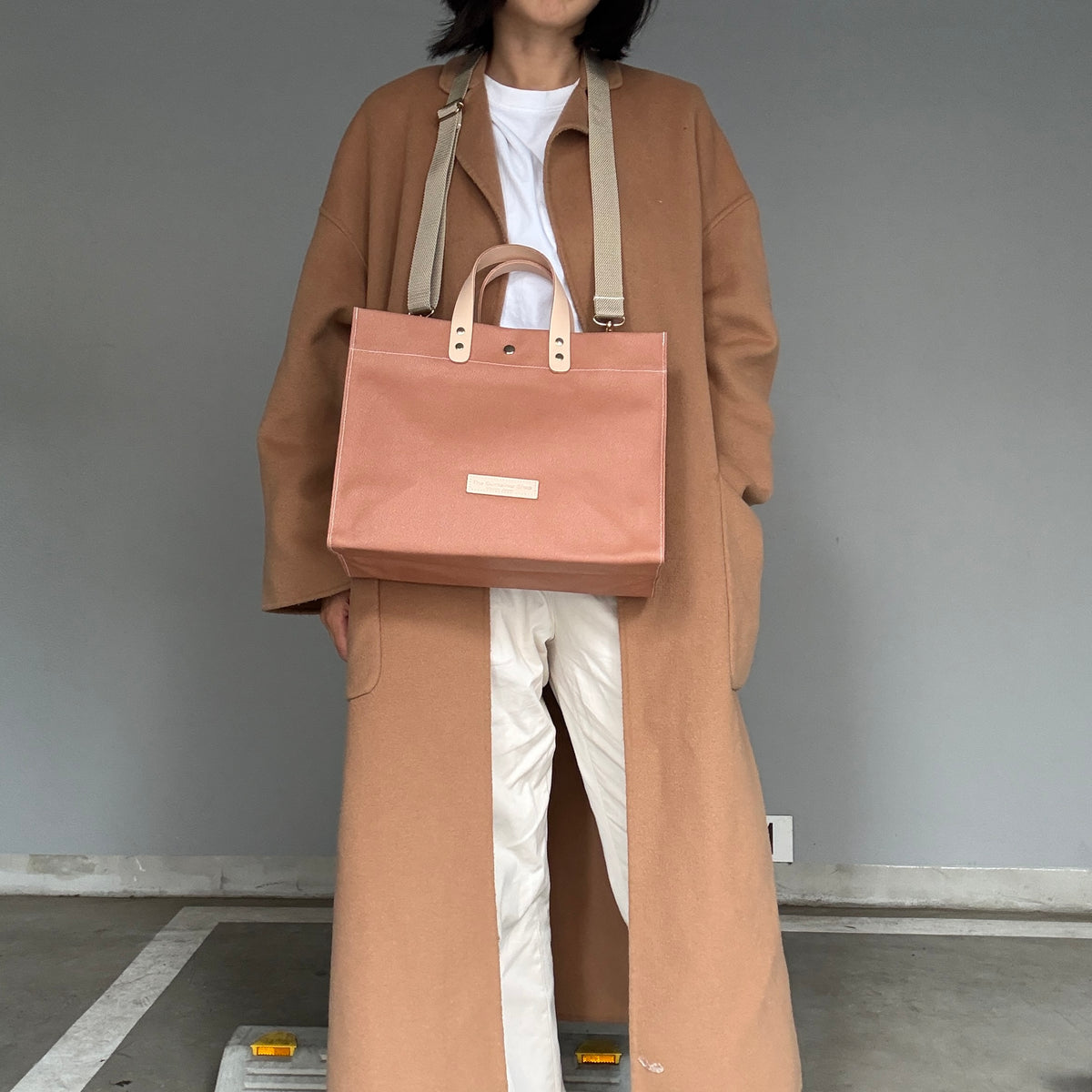 ＜数量限定＞「軽くて拭ける」Coated PVC（レクタングル L）Flamingo Pink🦩