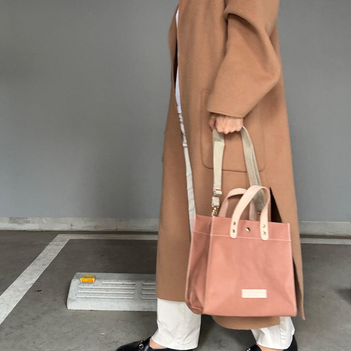 ＜数量限定＜数量限定＞「軽くて拭ける」Coated PVC（レクタングルM）Flamingo Pink🦩
