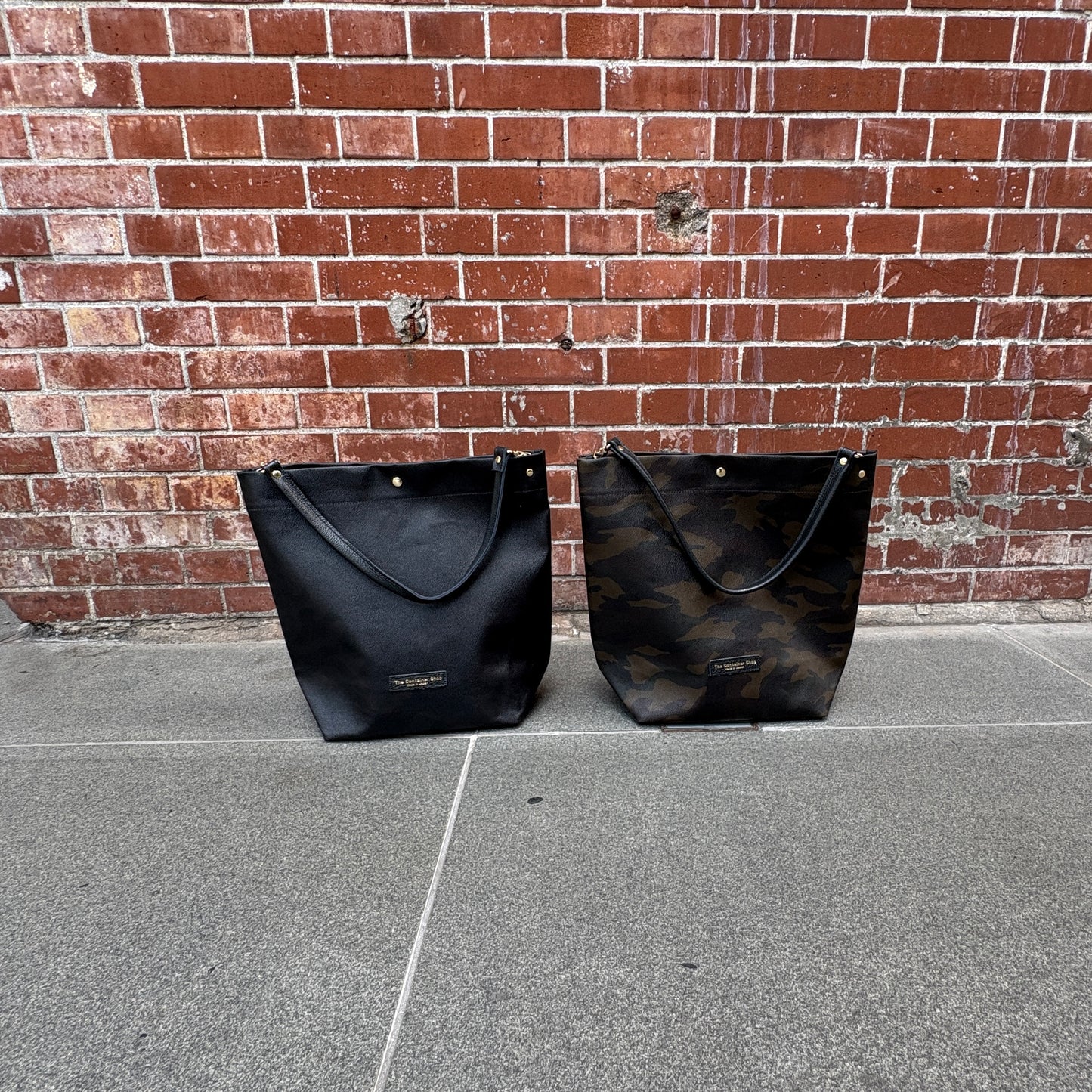 「軽くて拭ける」Coated PVC Camouflage（Shoulder BAG)