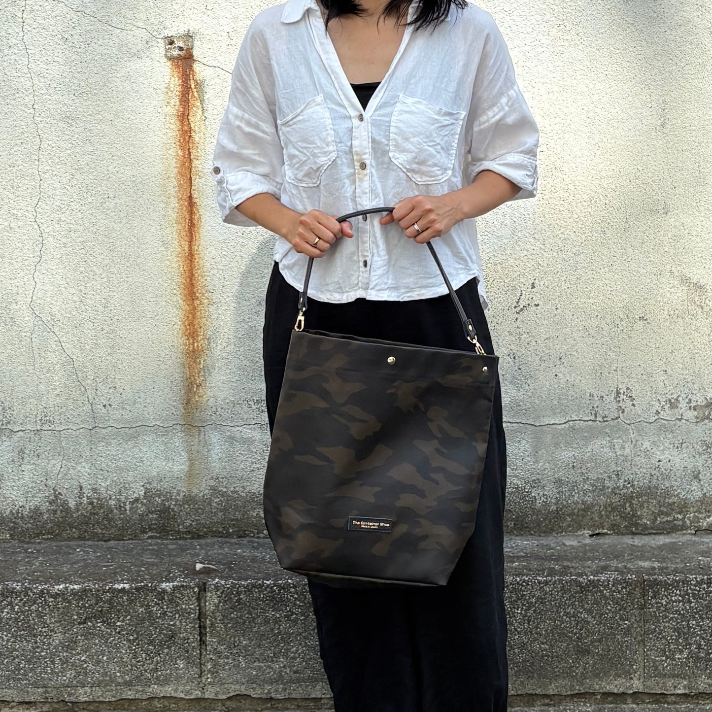 「軽くて拭ける」Coated PVC Camouflage（Shoulder BAG)