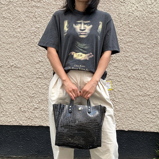 Limited stock) Early June Colored PVC (Leather Handle) Tote M / 🐊Crocodile Black