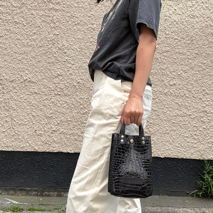 Colored PVC (Leather Handle) Pochette / 🐊 Crocodile Black