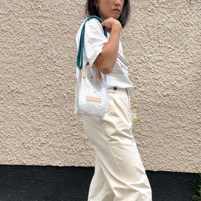残りわずか）＜新色＞Colored PVC(LeatherHandle)Pochette/🐊Crocodile TOMEI