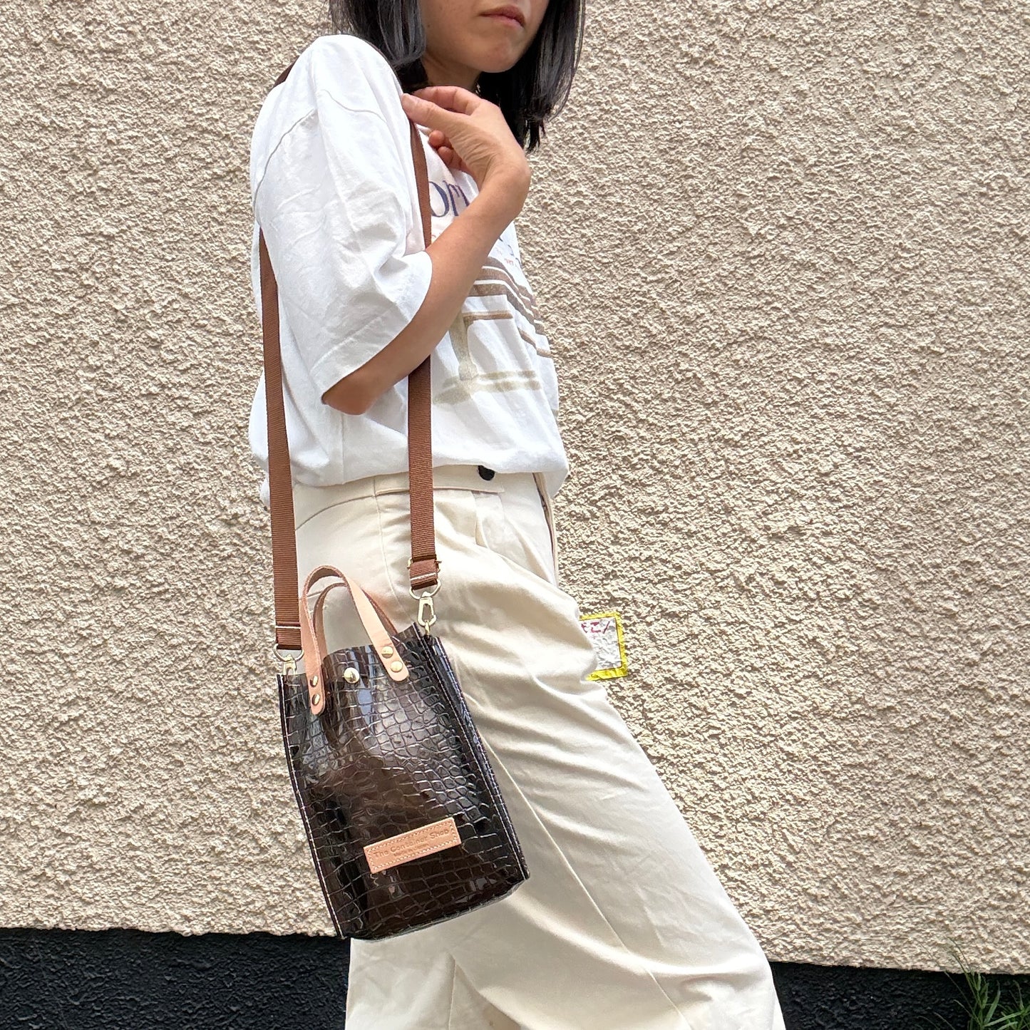 Limited Stock) Colored PVC (Leather Handle) Pochette / 🐊Crocodile Dark Brown