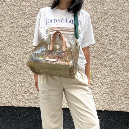 7月上旬発送＜新色＞Colored PVC(LeatherHandle)Tote L/ 🐊Crocodile Kahki Brown