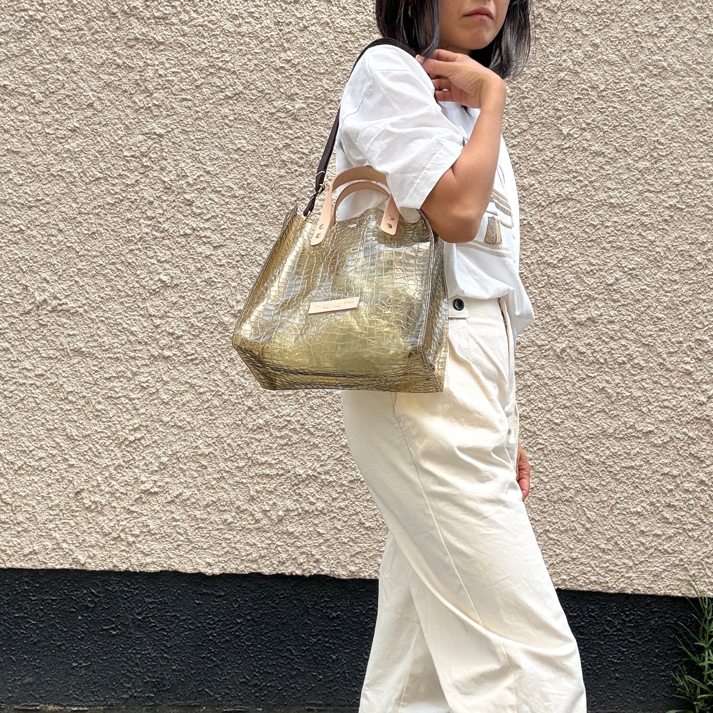 7月上旬発送＜新色＞Colored PVC(LeatherHandle)Tote L/ 🐊Crocodile Kahki Brown