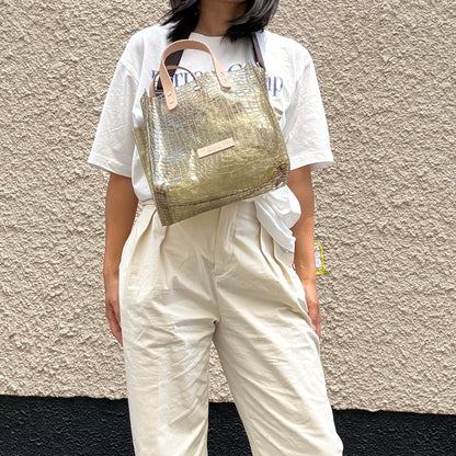 7月上旬発送＜新色＞Colored PVC(LeatherHandle)ToteM/🐊Crocodile Kahki Brown