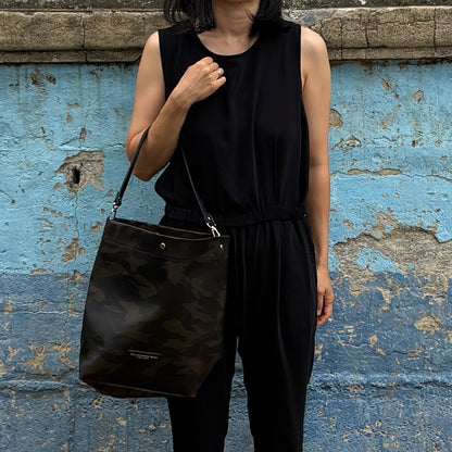 「軽くて拭ける」Coated PVC Camouflage（Shoulder BAG)
