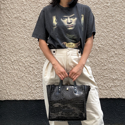 Limited stock) Early June Colored PVC (Leather Handle) Tote M / 🐊Crocodile Black