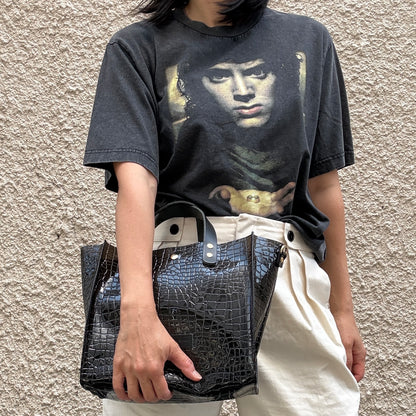 Limited stock) Early June Colored PVC (Leather Handle) Tote M / 🐊Crocodile Black