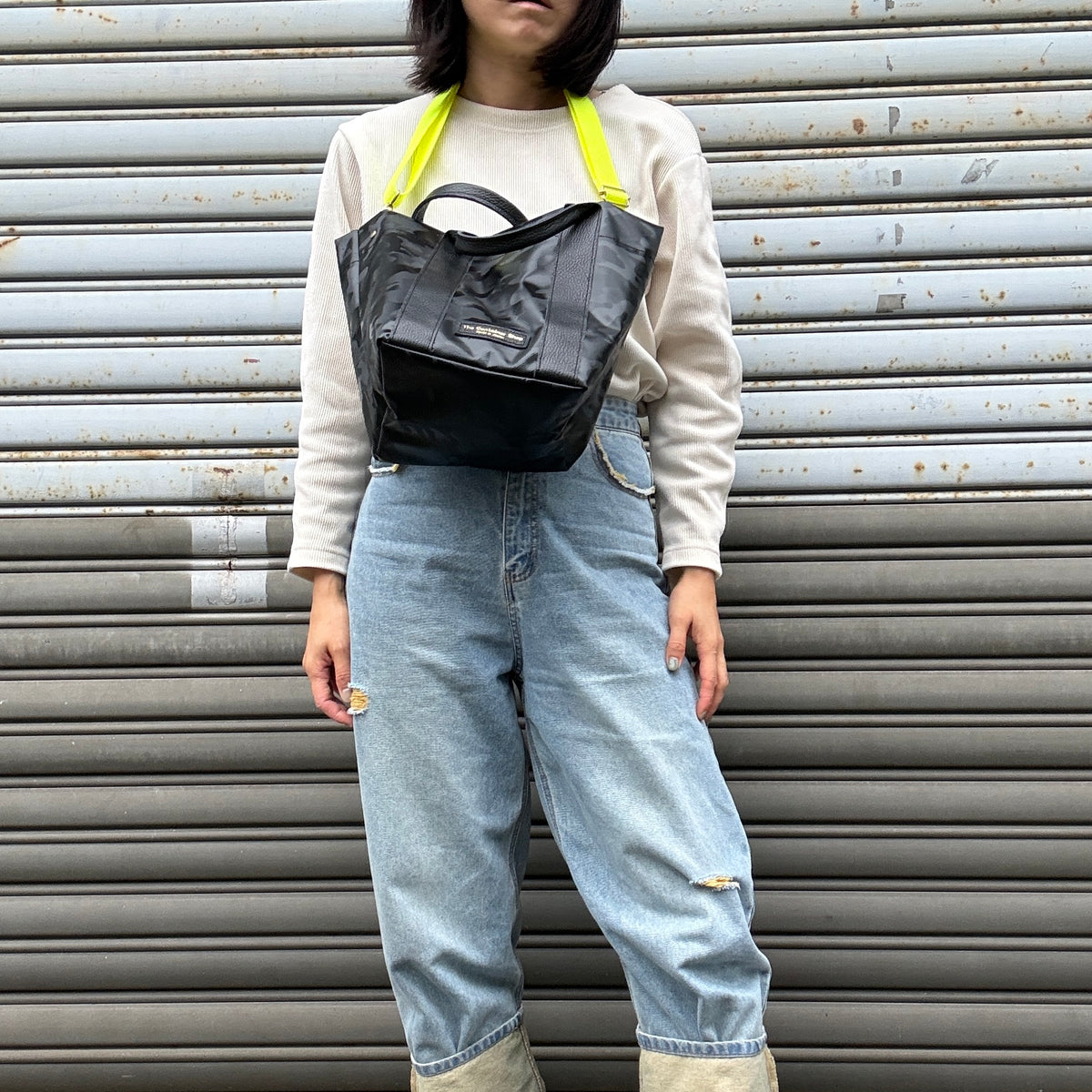 「耐久性に優れたスーパーファブリック」Tarpaulin（SQサイズ)カモフラージュ