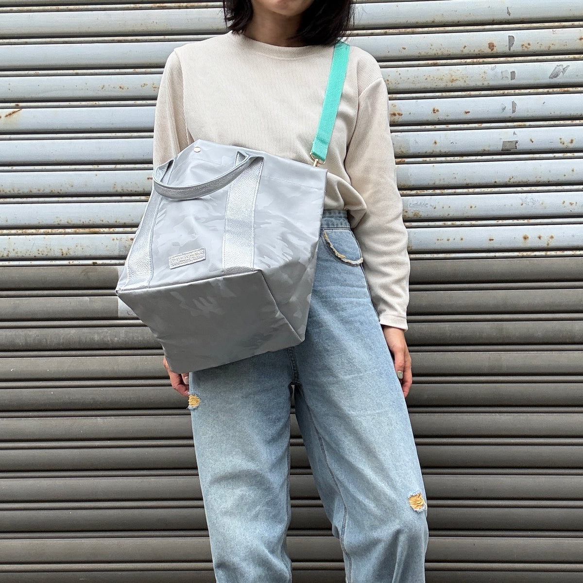 「耐久性に優れたスーパーファブリック」Tarpaulin（SQLサイズ)カモフラージュ