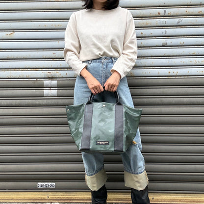 「耐久性に優れたスーパーファブリック」Tarpaulin（SQLサイズ)カモフラージュ