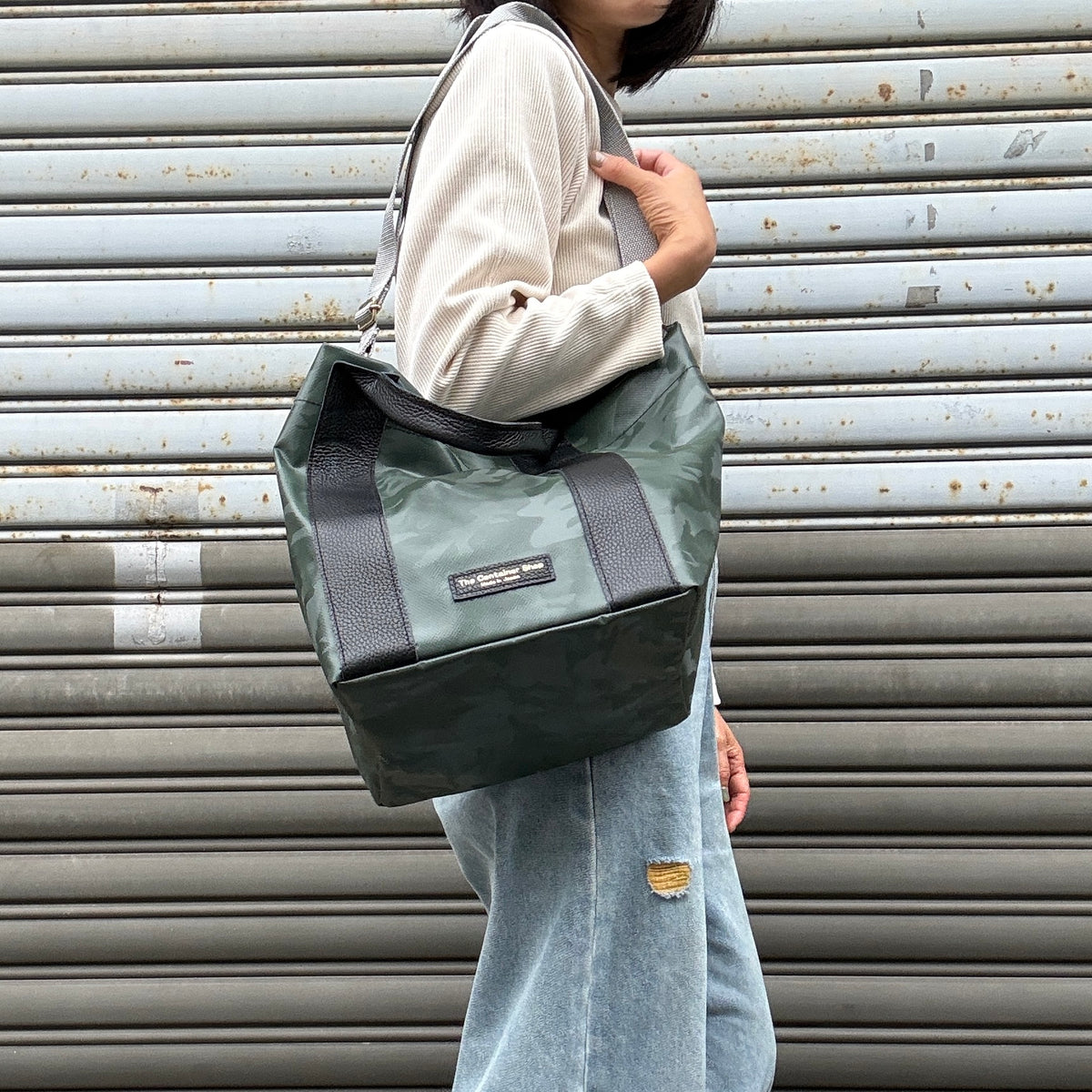「耐久性に優れたスーパーファブリック」Tarpaulin（SQLサイズ)カモフラージュ