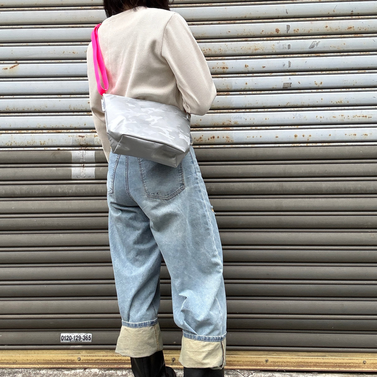 「耐久性に優れたスーパーファブリック」Tarpaulin（ポシェットM) カモフラージュ