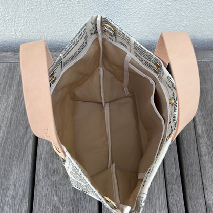 「軽くて拭ける」Coated PVC（WM) Newspaper