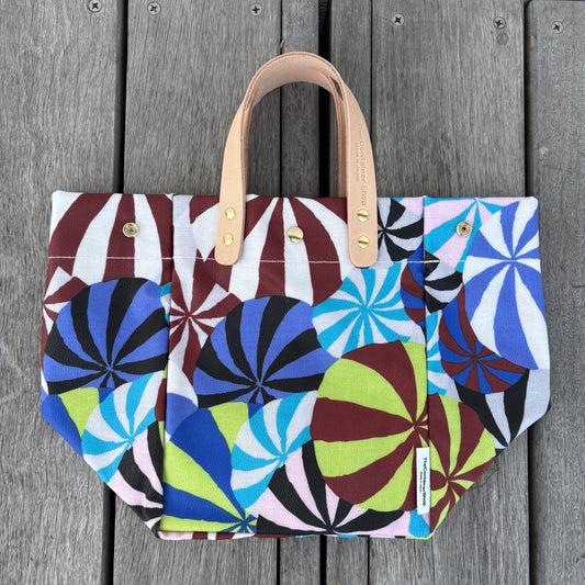 「軽くて拭ける」Coated PVC（SQ）Marbles